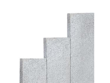 Zoom sur les palis en granite Silver Classico 8x25