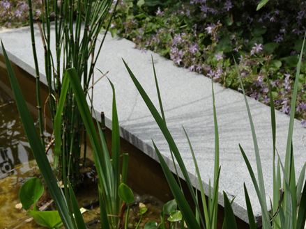 Dalle universelle en granite