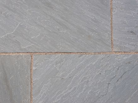 Nahaufnahme vom Sandstein Kandla Grey